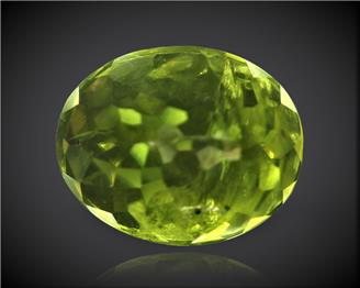 Natural Peridot Certified 6.55 CTS. ( 9124 )